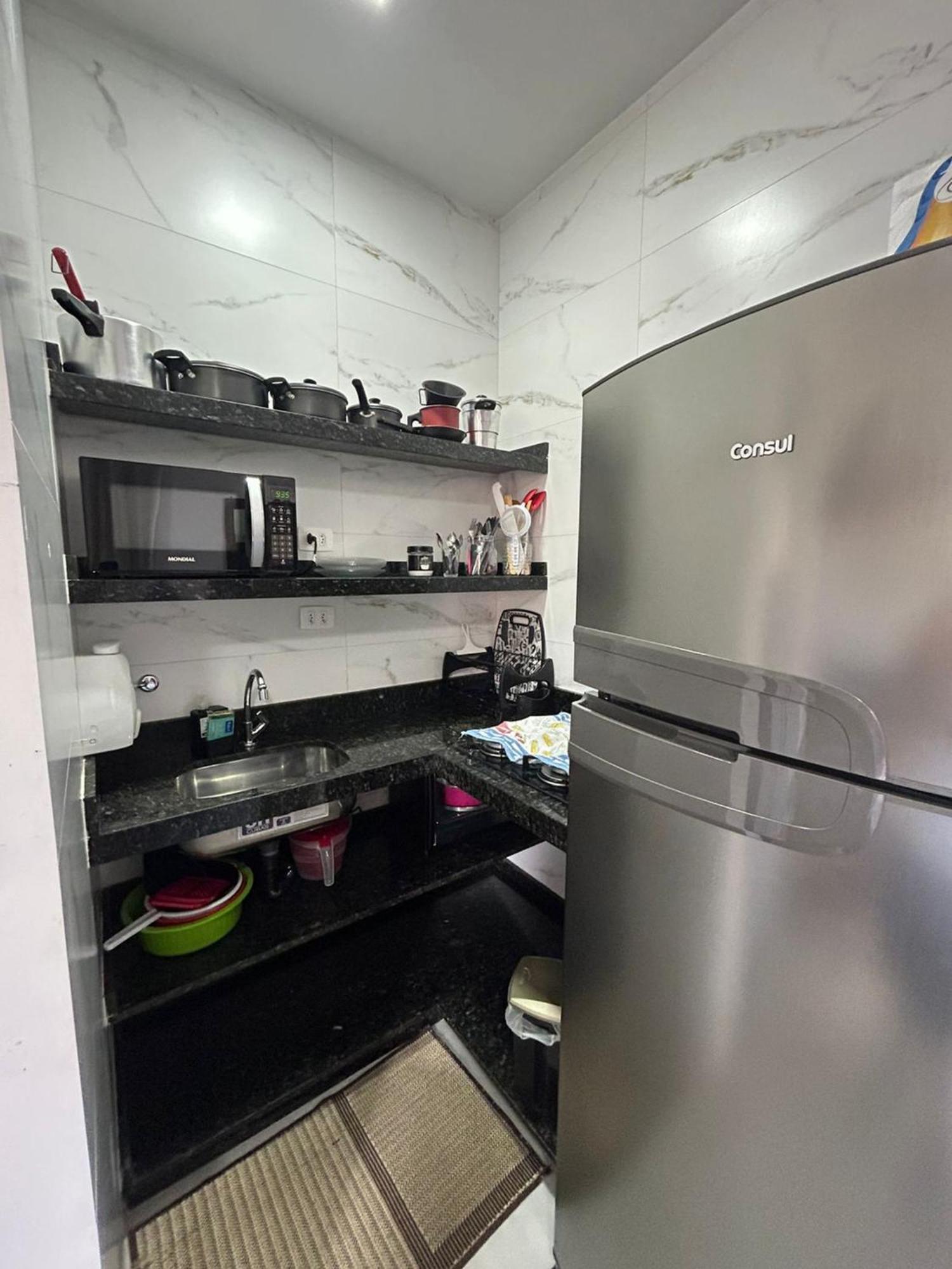 Apartamneto 21e Com Ar Cond Grande Apartamento